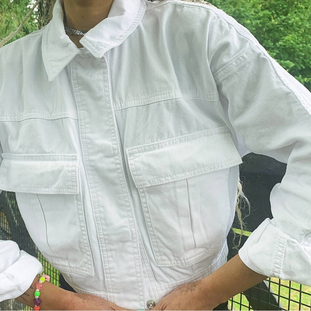 White cropped top shop lightweight Jacket